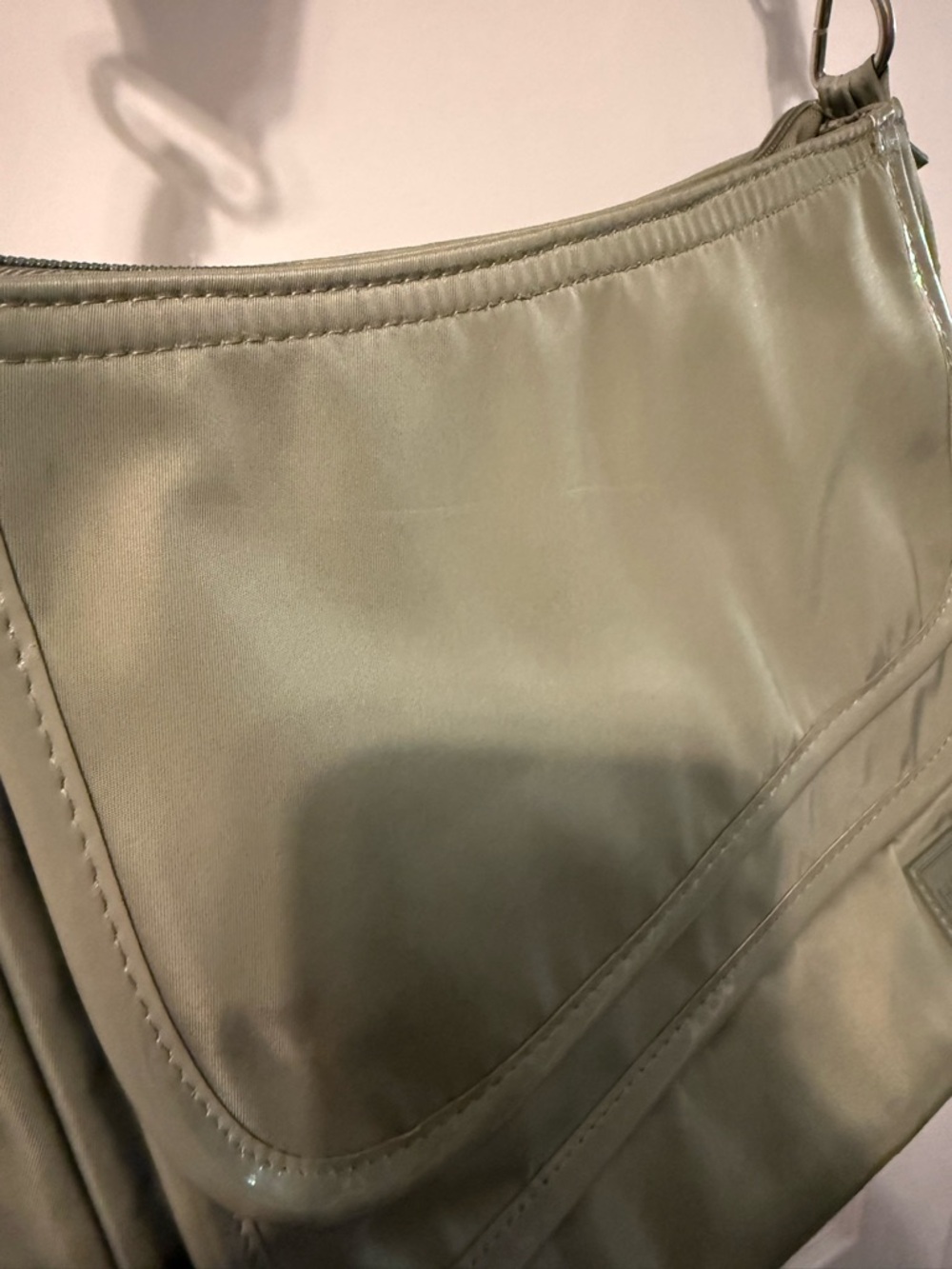 IHKWIP Olive Green The Savvy Shoulder Bag - Picture 2 of 16